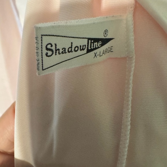 Vintage Women’s Pale Pink Shadowline Long Sleeves Buttoned Down Robe Size XL - Picture 4 of 8